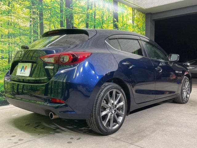 MAZDA AXELA SPORTS 2016