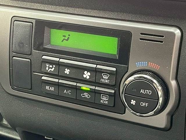 TOYOTA HIACE van 2WD 2022