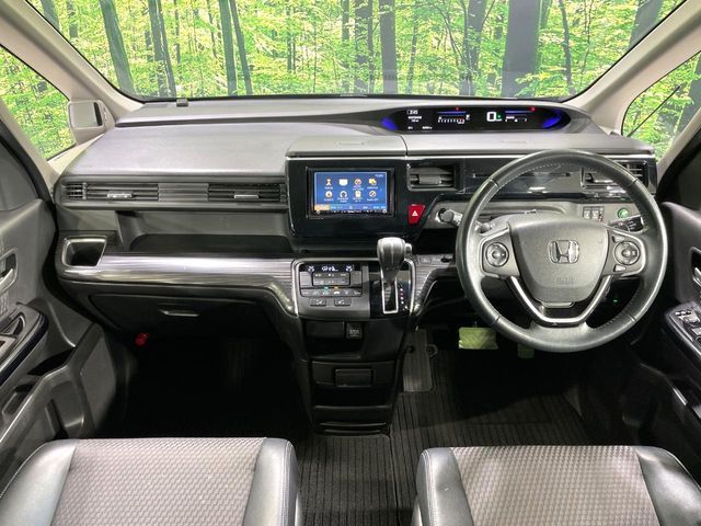 HONDA STEPWAGON SPADA 2016