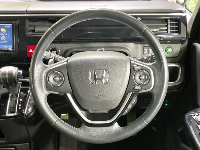 HONDA STEPWAGON SPADA 2016