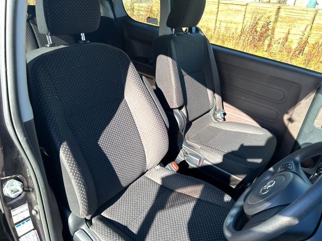 TOYOTA SPADE 4WD 2016