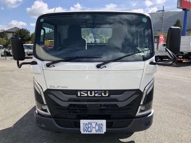 ISUZU ELF 2024