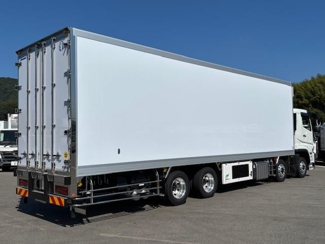 MITSUBISHI FUSOU SUPER GREAT 2025