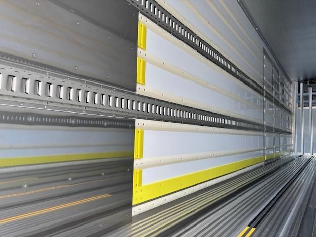 MITSUBISHI FUSOU SUPER GREAT 2025