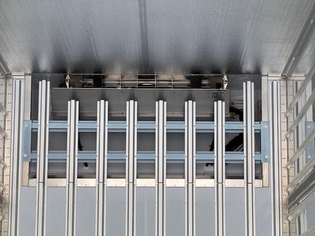 MITSUBISHI FUSOU SUPER GREAT 2025