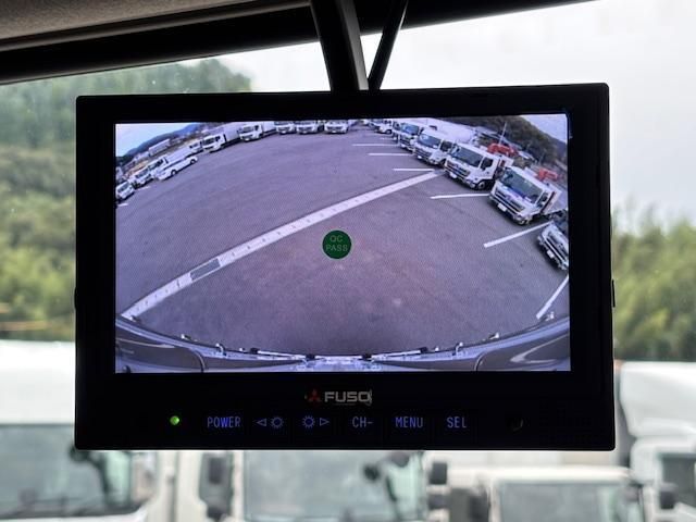 MITSUBISHI FUSOU SUPER GREAT 2025