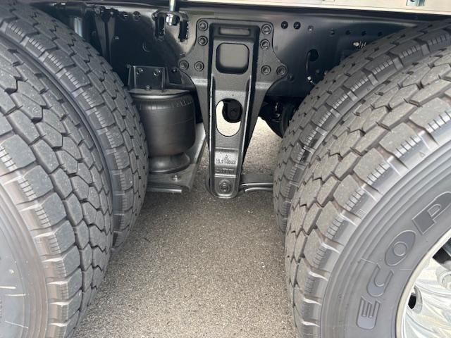 MITSUBISHI FUSOU SUPER GREAT 2025