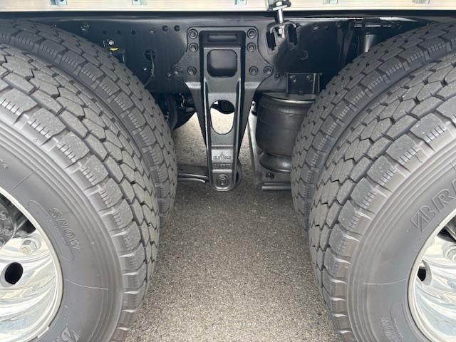 MITSUBISHI FUSOU SUPER GREAT 2025