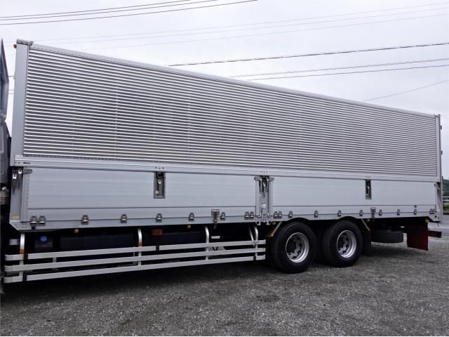 NISSAN DIESEL Quon 2019