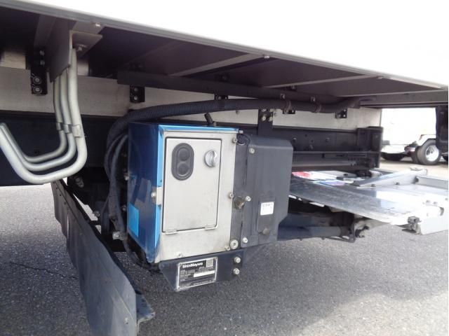 MITSUBISHI FUSOU FIGHTER 2021