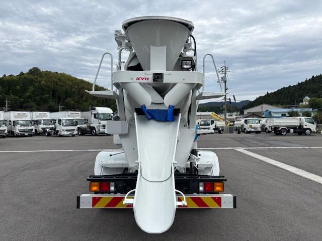 MITSUBISHI FUSOU FIGHTER 2025