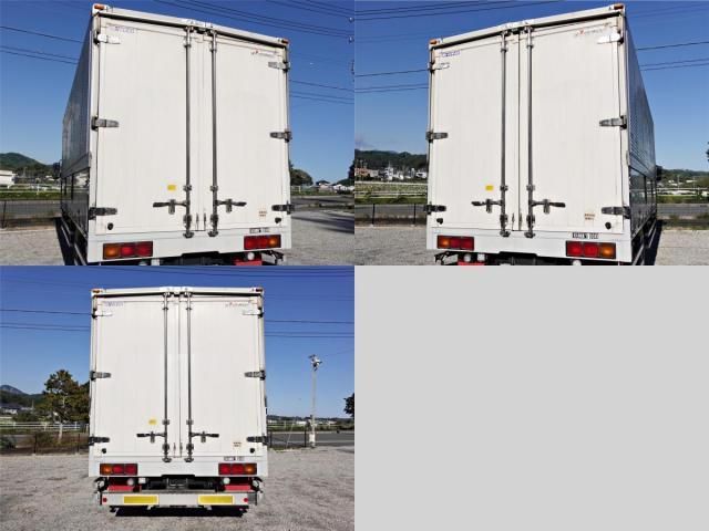 MITSUBISHI FUSOU FIGHTER 2010