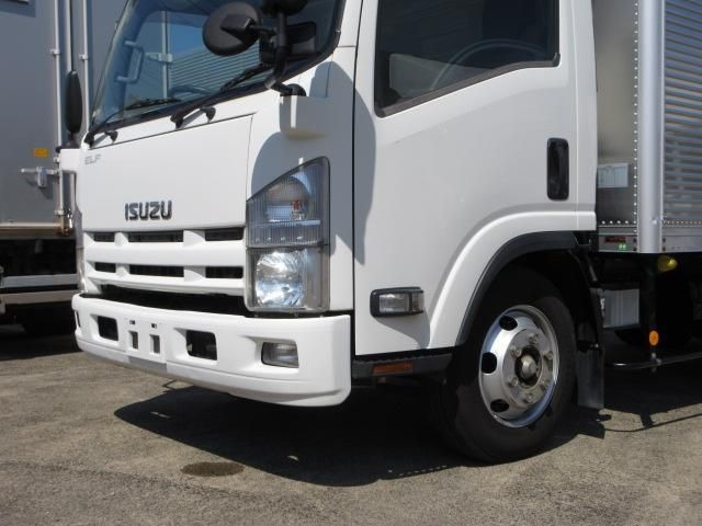 ISUZU ELF 2014