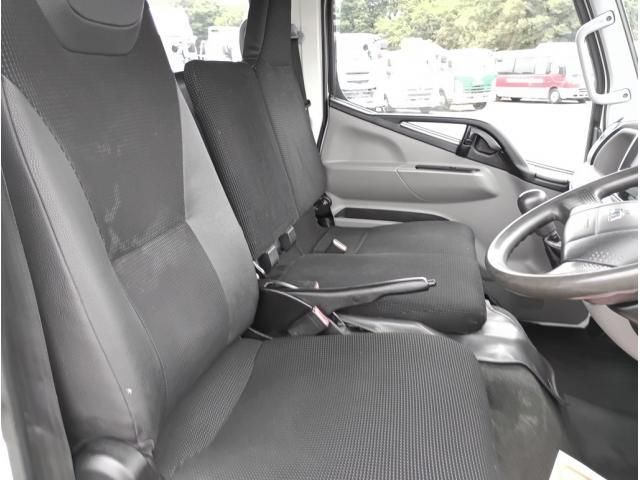 MITSUBISHI CANTER 2018