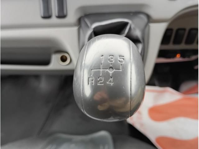 MITSUBISHI CANTER 2018