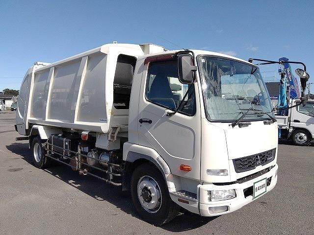 MITSUBISHI FUSOU FIGHTER 2012