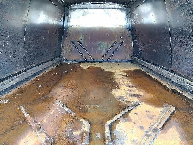 MITSUBISHI FUSOU FIGHTER 2012