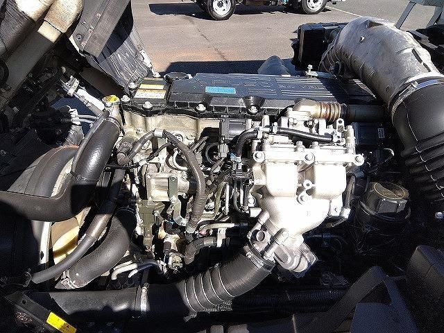 MITSUBISHI FUSOU FIGHTER 2012