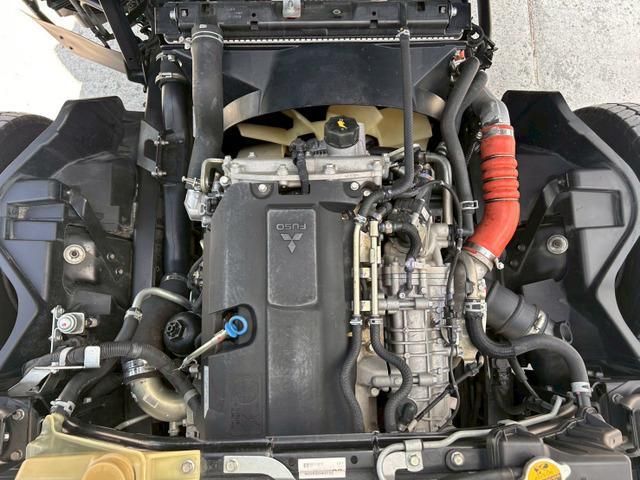 MITSUBISHI CANTER 2019