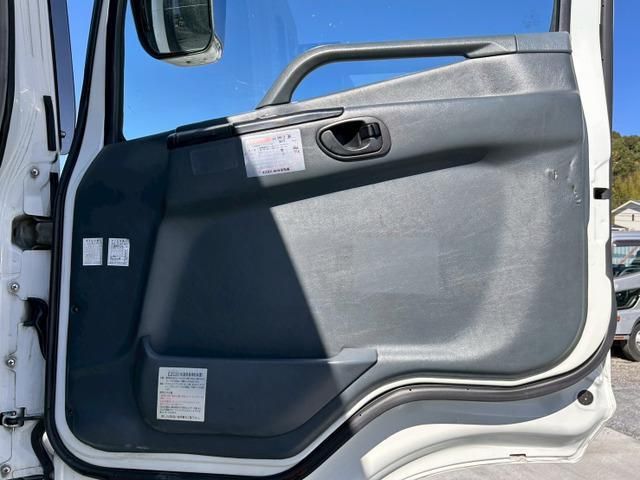 MITSUBISHI FUSOU SUPER GREAT 2006