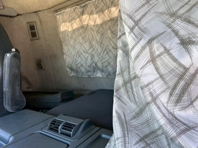 MITSUBISHI FUSOU SUPER GREAT 2006