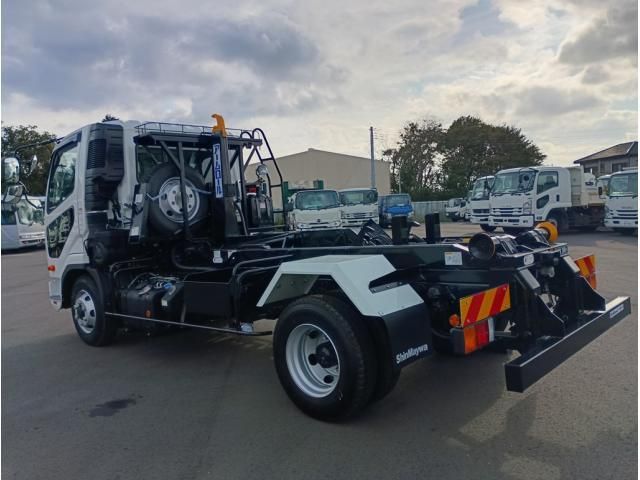 MITSUBISHI FUSOU FIGHTER 2025