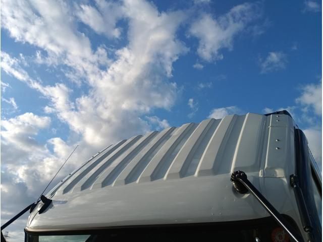 MITSUBISHI FUSOU FIGHTER 2025