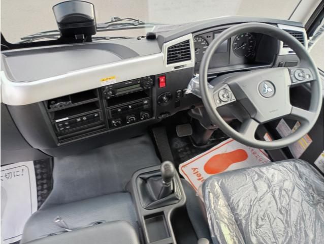 MITSUBISHI FUSOU FIGHTER 2025