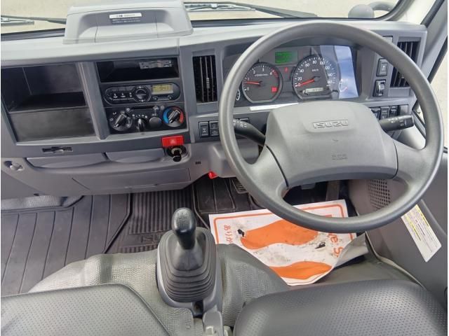 ISUZU ELF 2019
