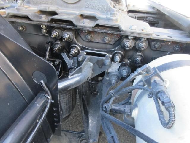 NISSAN DIESEL Quon 2015