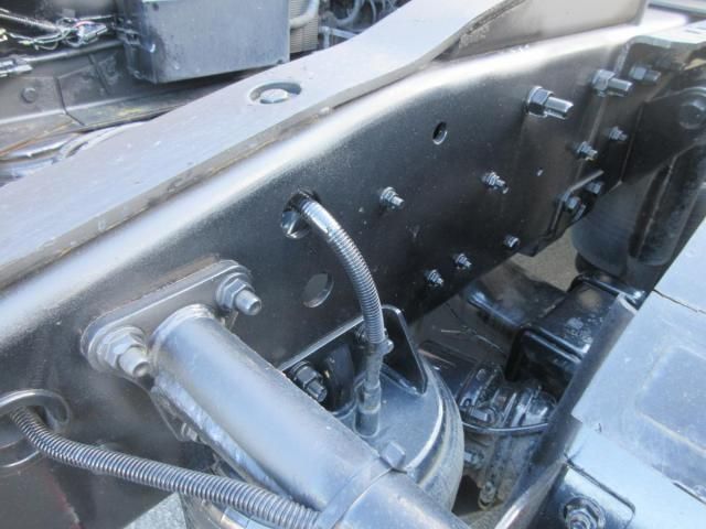 NISSAN DIESEL Quon 2015