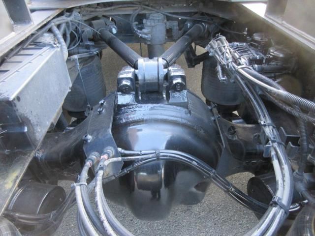 NISSAN DIESEL Quon 2015