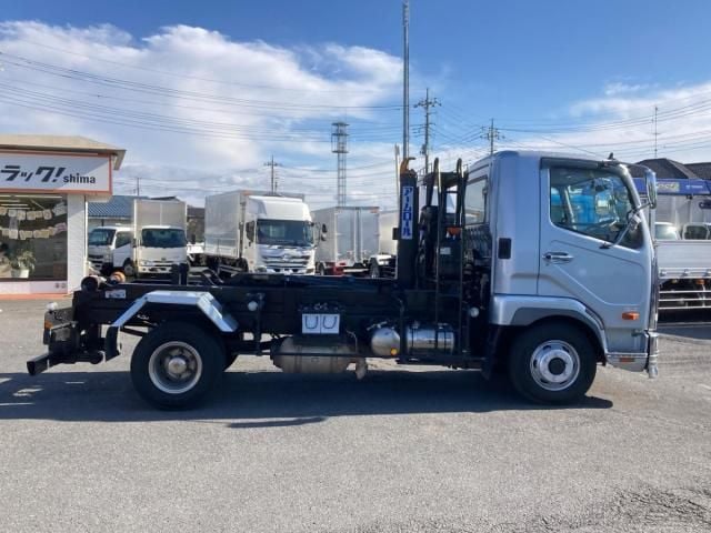 MITSUBISHI FUSOU FIGHTER 2019