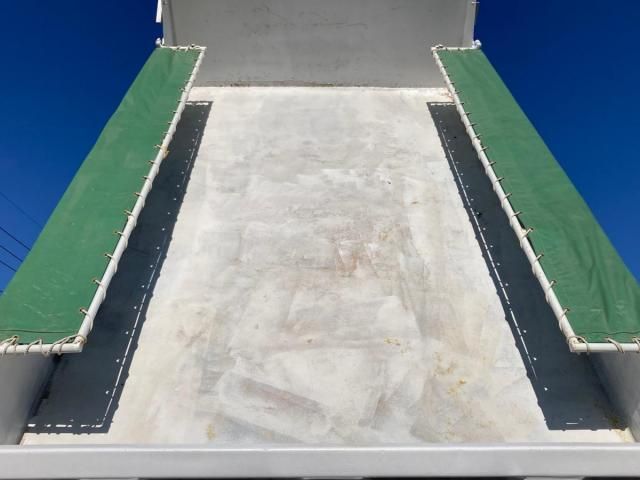 MITSUBISHI CANTER 2015