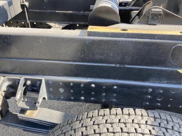 MITSUBISHI CANTER 2015