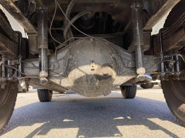 MITSUBISHI CANTER 2015