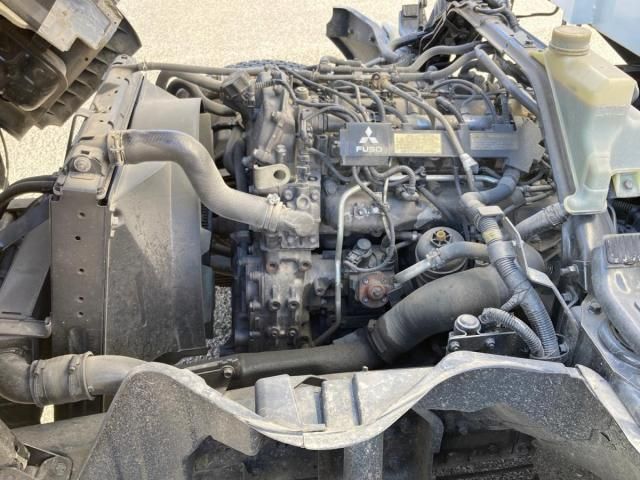 MITSUBISHI CANTER 2015