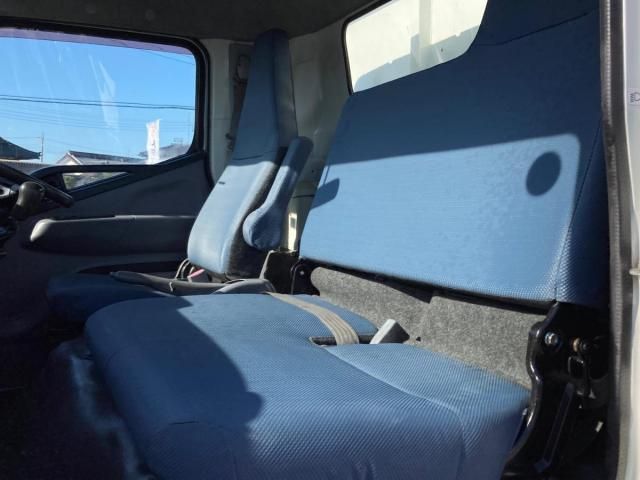 MITSUBISHI CANTER 2015