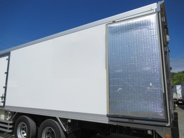 NISSAN DIESEL Quon 2018