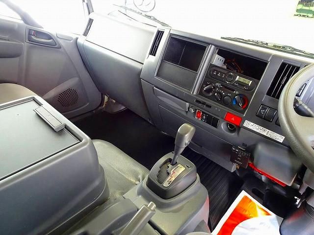 ISUZU ELF 2017