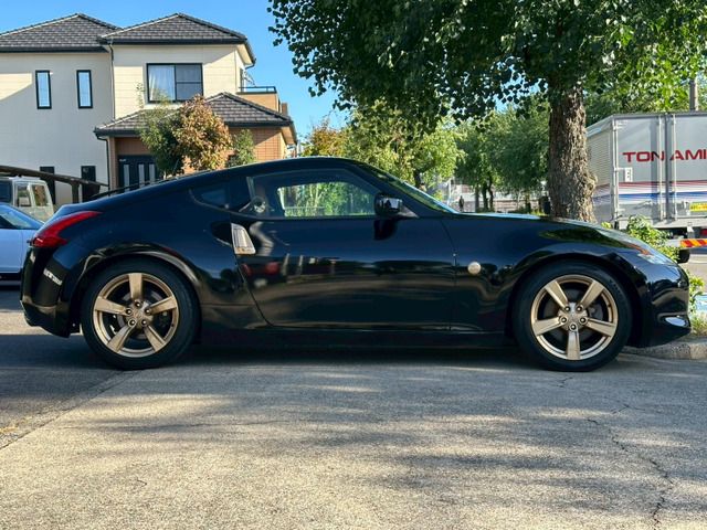 NISSAN FAIRLADY Z 2009