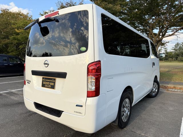 NISSAN NV350 CARAVAN 4WD 2014