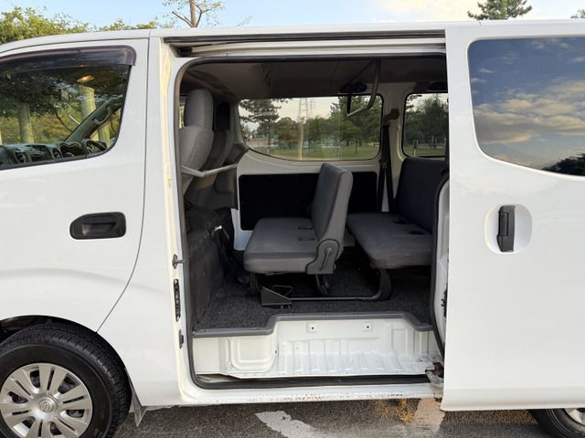 NISSAN NV350 CARAVAN 4WD 2014