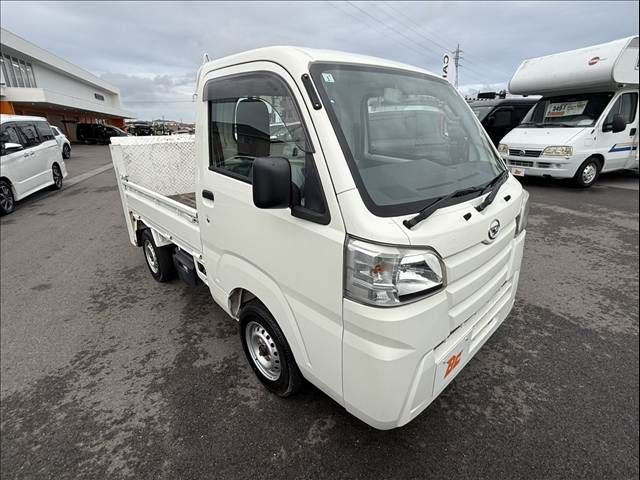 DAIHATSU HIJET truck 4WD 2015