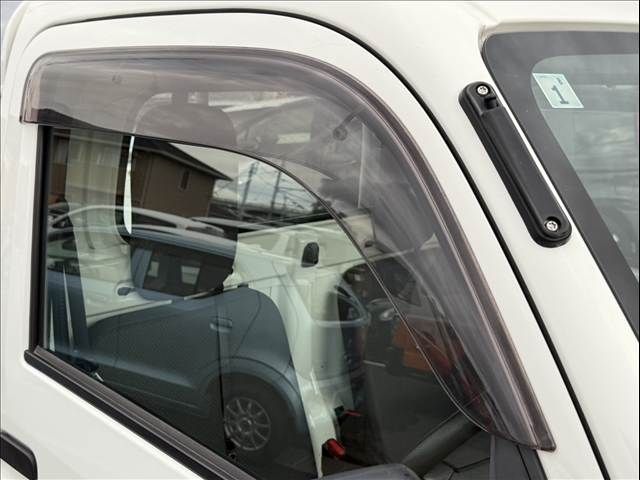 DAIHATSU HIJET truck 4WD 2015