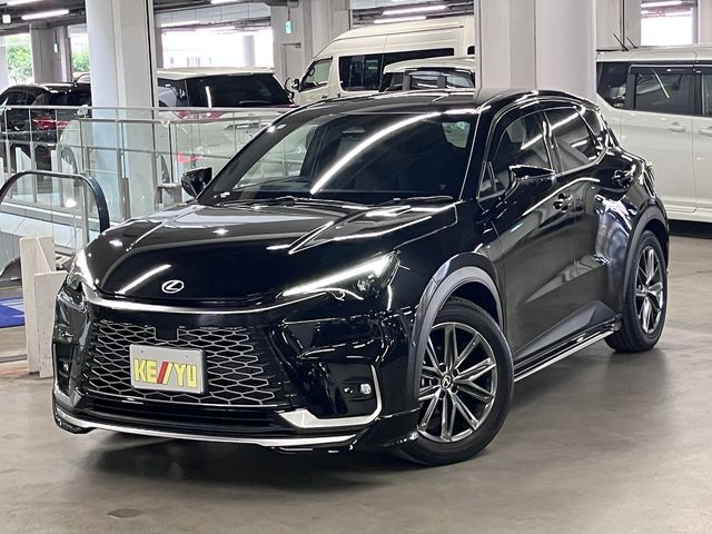 TOYOTA LEXUS LBX 2024