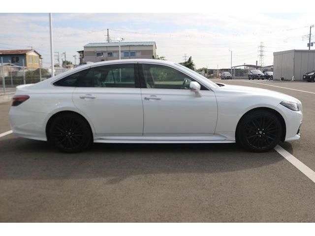 TOYOTA CROWN sedan hybrid 2021