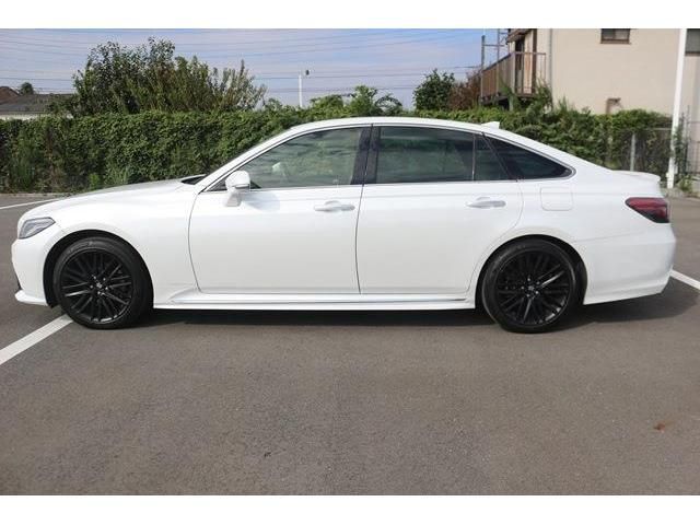 TOYOTA CROWN sedan hybrid 2021