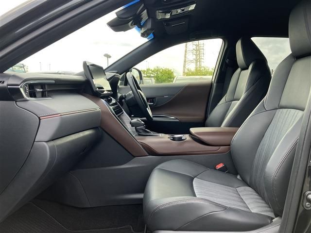 TOYOTA HARRIER 2WD 2020