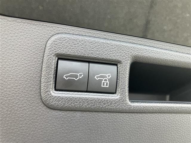 TOYOTA HARRIER 2WD 2020